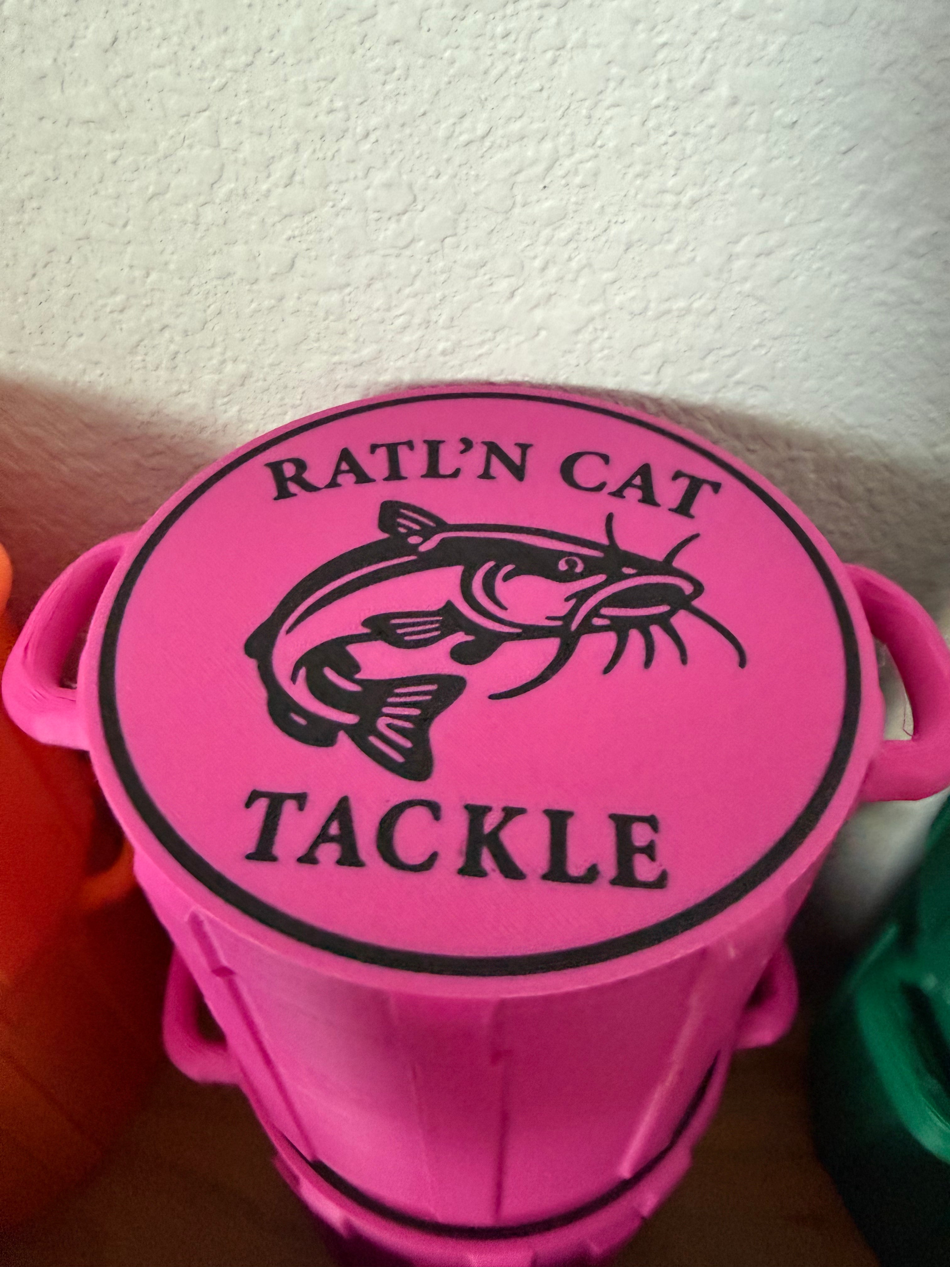 Ratl’N Bait Container  Magenta