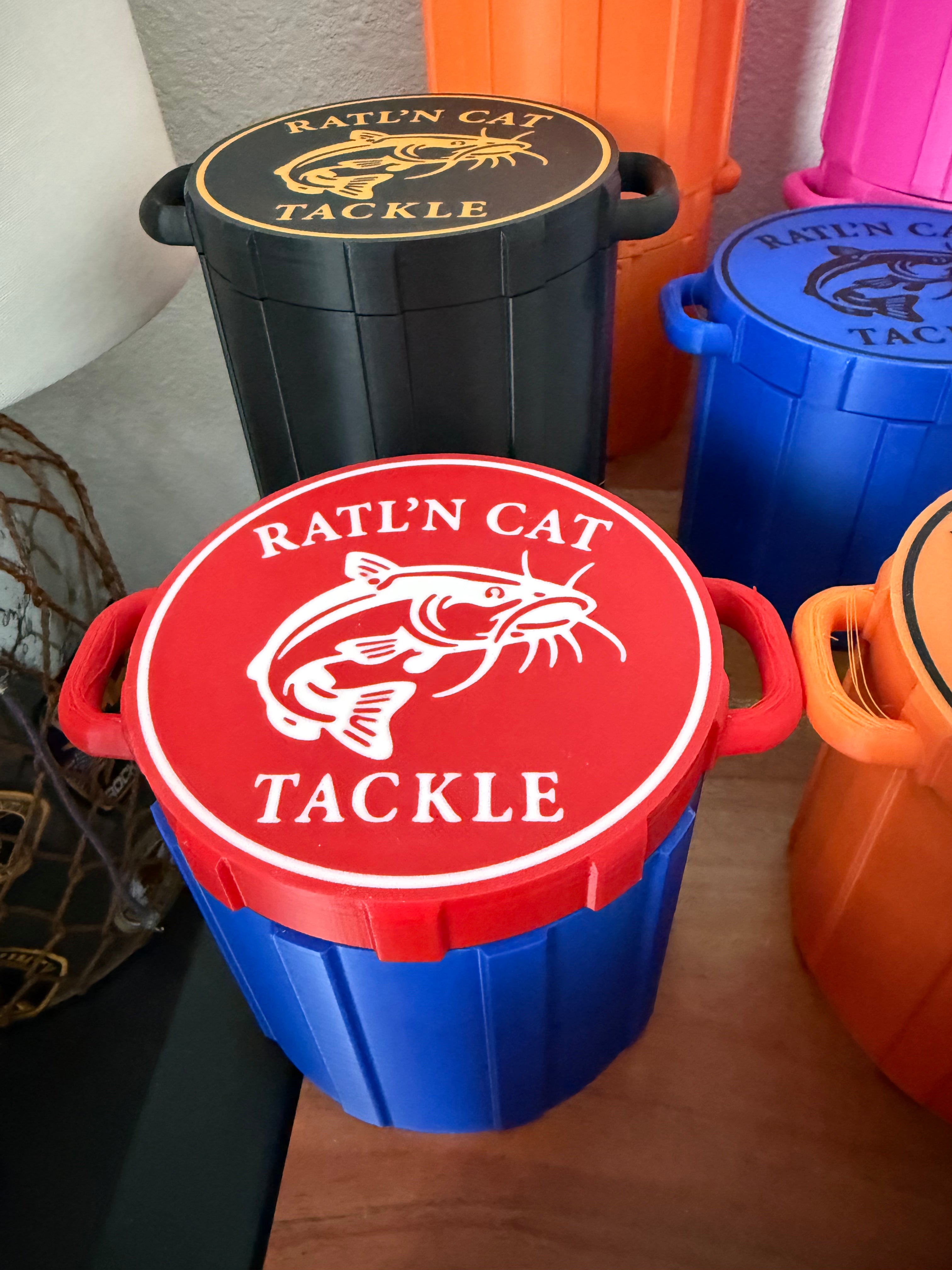 Ratl’N Bait Container Red White Blue